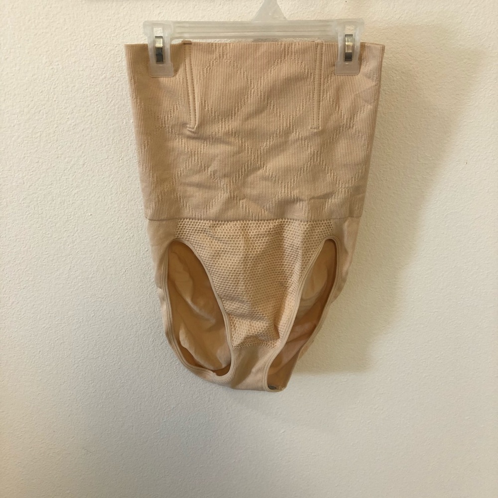 XL to XXL bottom shape wear tan